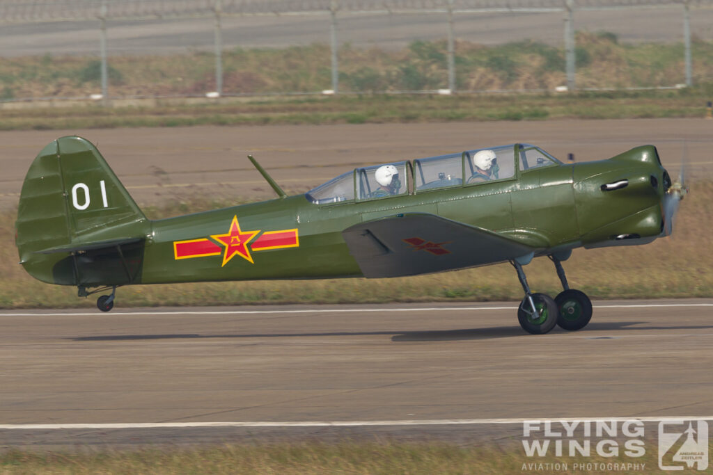 20101117 cj 5 yak 18   1248 zeitler 1024x683 - Zhuhai Airshow 2010