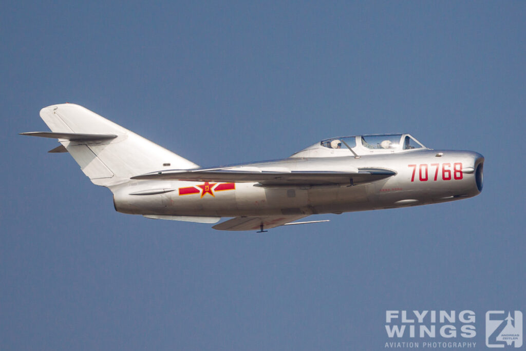 20101117 jt 5 mig 17   1352 zeitler 1024x684 - Zhuhai Airshow 2010