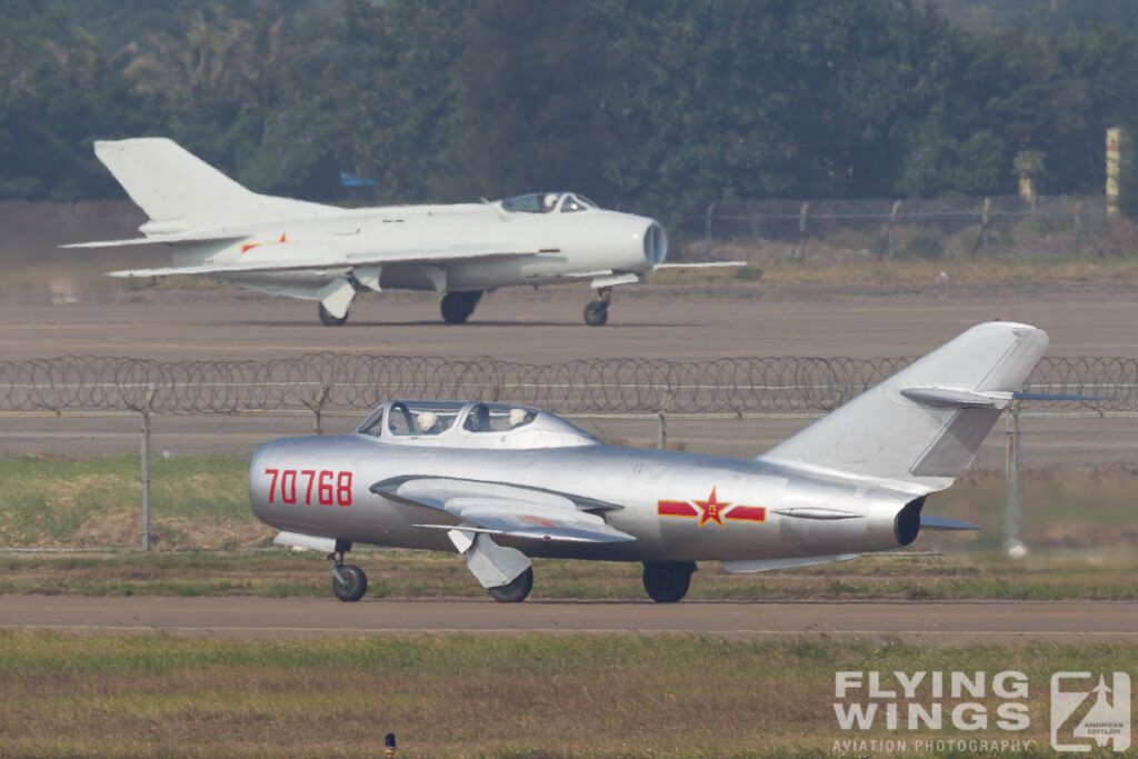 20101117 plaaf so   1206 zeitler 1024x683 - Zhuhai Airshow 2010