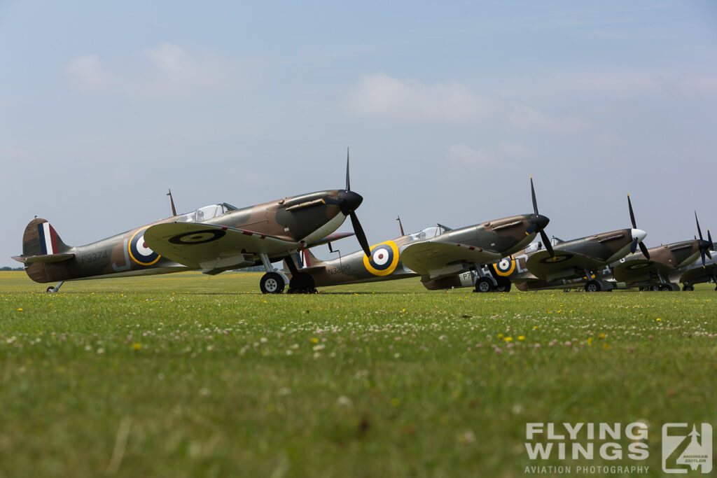 spitfires   7172 zeitler 1024x683 - Flying Legends Duxford 2014