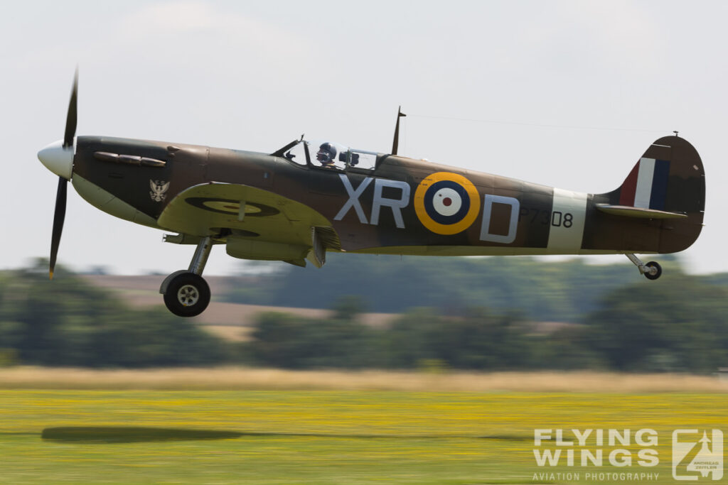 spitfires   7392 zeitler 1024x683 - Flying Legends Duxford 2014