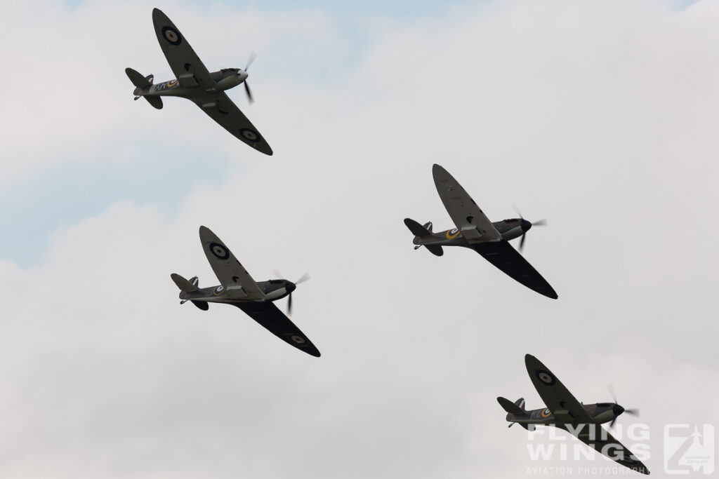 spitfires   8465 zeitler 1024x683 - Flying Legends Duxford 2014