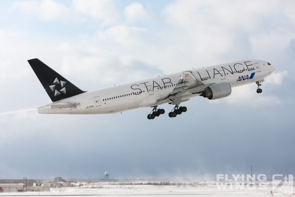 ana   5355 zeitler 1024x683 - Winter Planespotting in Hokkaido